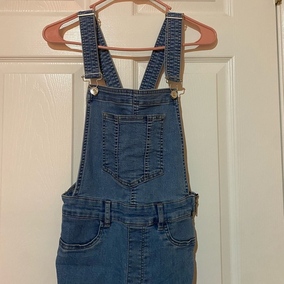 Divided Pants - overalls !